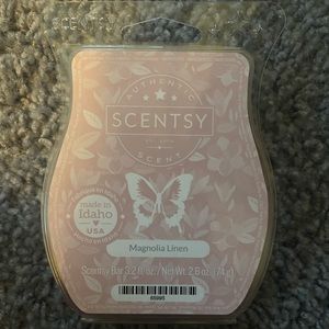 Scentsy Magnolia Linen
